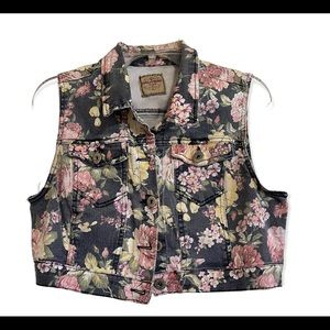 Highway jeans brand girls denim floral sleeveless vest size XL.